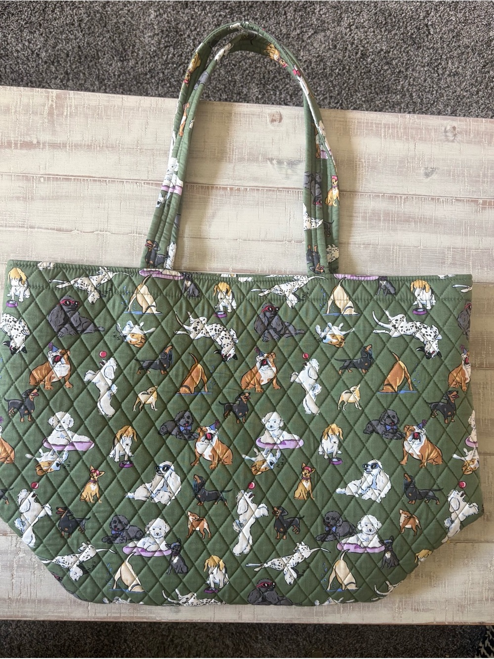 Vera Bradley Olive Green Quilted Dog Park Print Tote - Picture 4 of 14